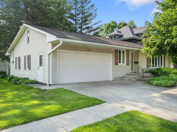 419 Butler St, Ackley, IA 50601