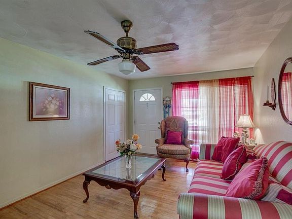 4th image of 4602 Hanover Dr