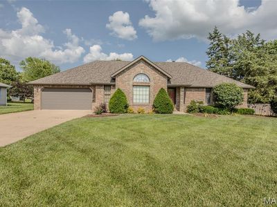 1620 Indian Creek Dr, Lebanon, MO, 65536
