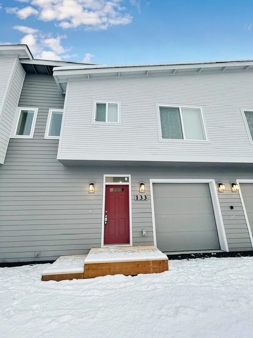 Willow View Apartments — Photo 2