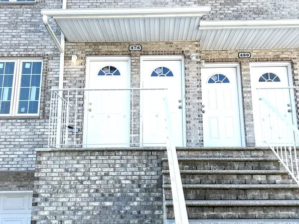 476 Thornycroft Ave, Staten Island, NY 10312