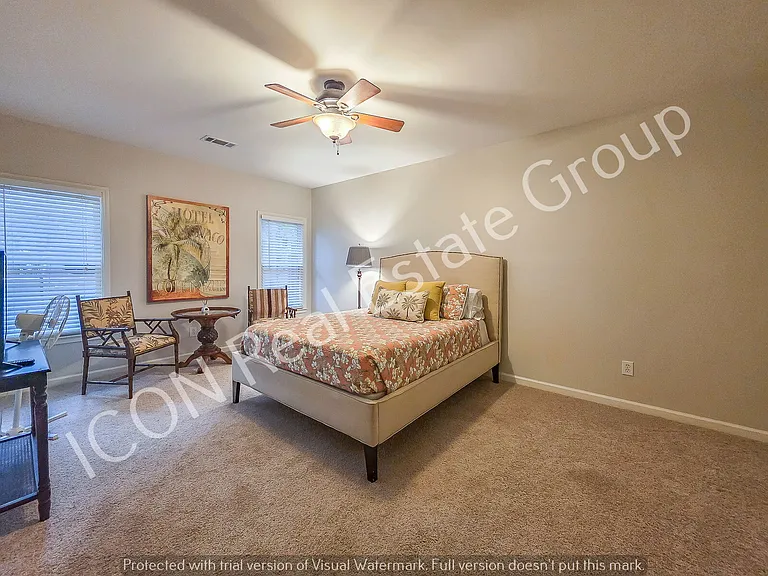 104 Rock Creek Ln — Photo 32