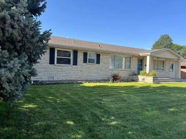 2308 W East St, North Platte, NE 69101