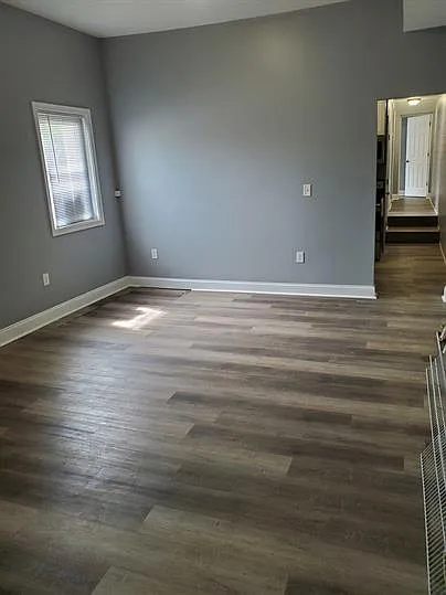 6 bed, $650 — Photo 2