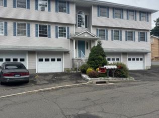 68 Pierce St UNIT 68, Fairfield, CT 06825