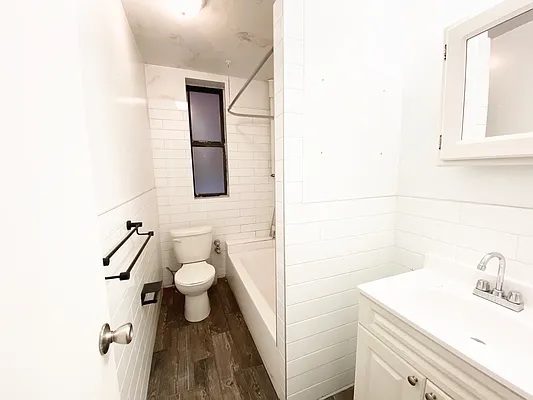 Rented by Bruma Realty LLC | media 18