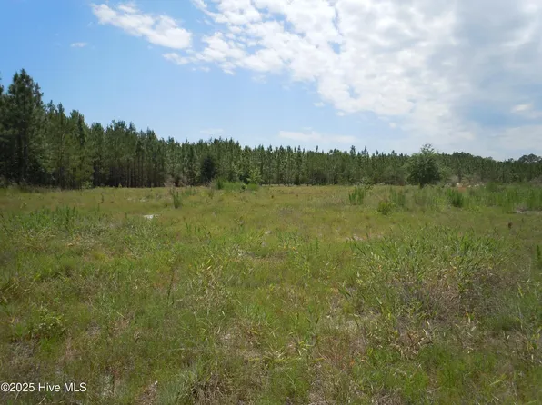 1940 Barts Road, Loris, SC 29569
