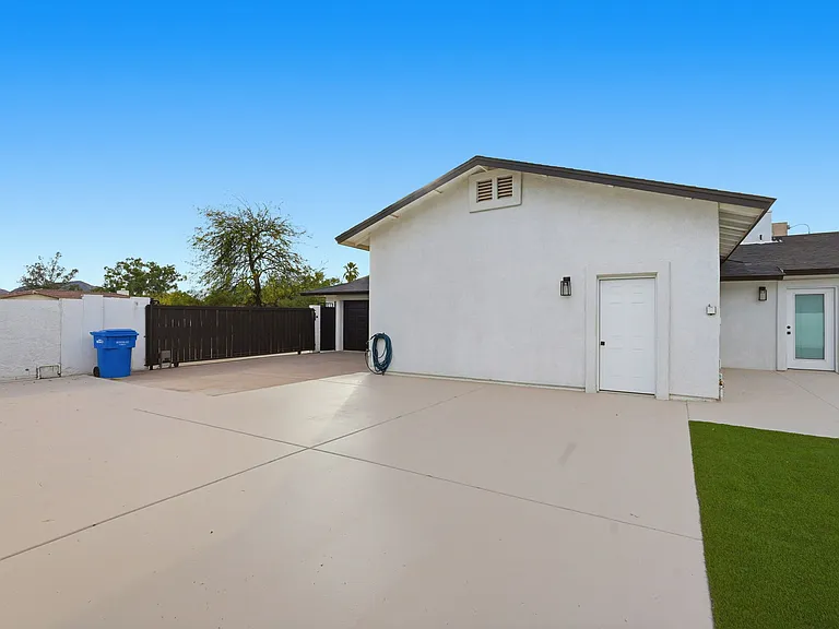 6300 E Cochise Ave — Photo 56