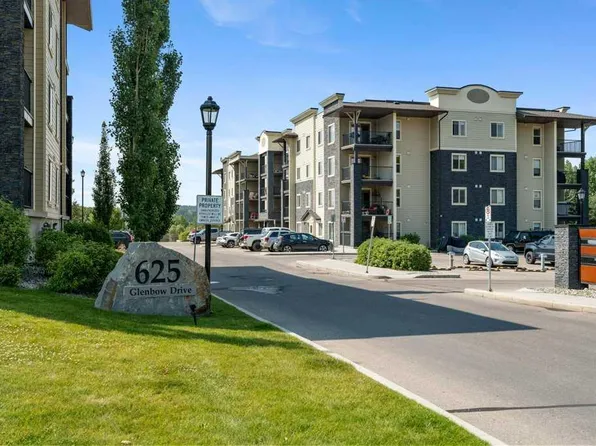 625 NW Glenbow Dr #2302, Cochrane, AB T4C 0S7