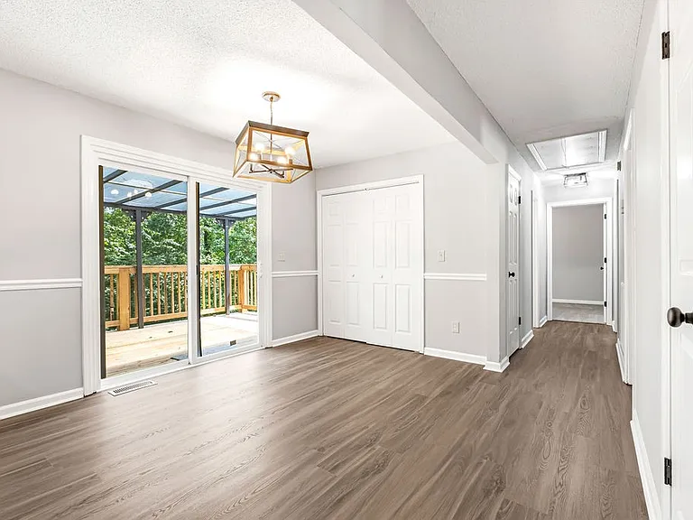 1703 Winding Way Dr — Photo 3