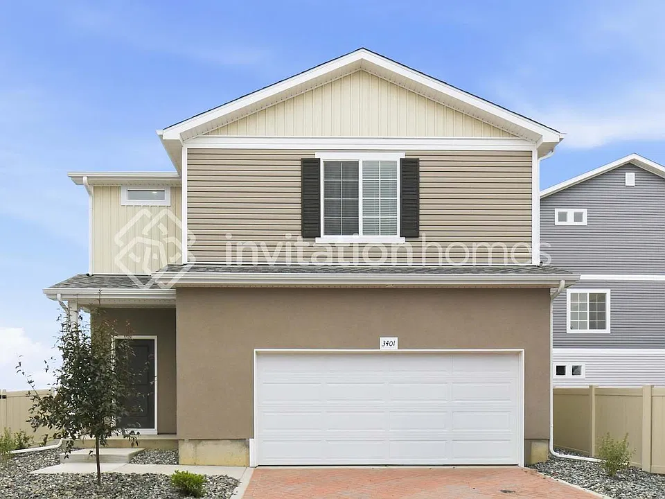 3401 Pearwood Dr