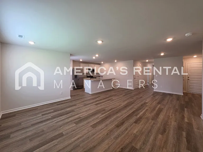 120 Jonboy Ave — Photo 24