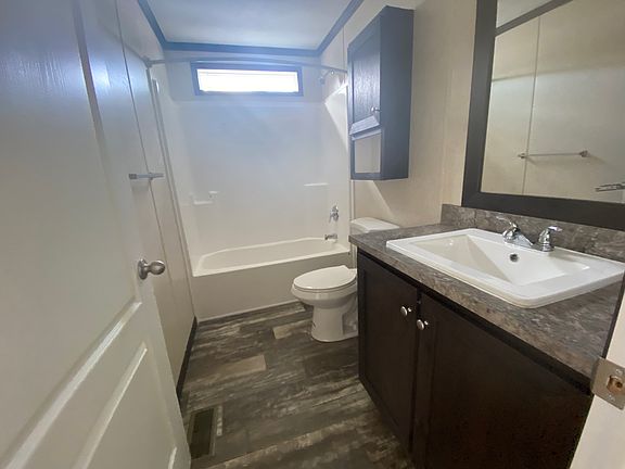 4th image of 14410 Trillium Cir #706B