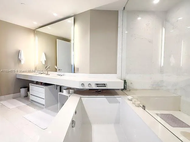 18555 Collins Ave #5203 — Photo 12