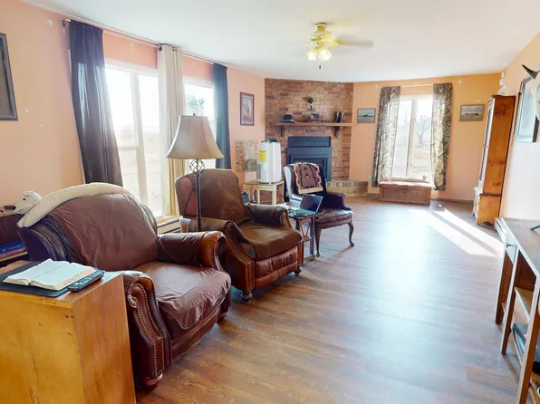 1143 Lane 8 #19, Powell, WY 82435