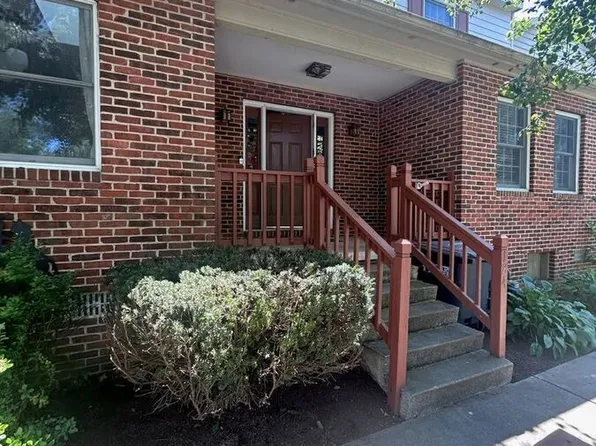 184 Emerald Dr, Harrisonburg, VA 22801