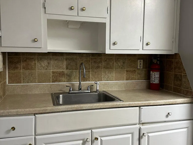 1325 Washington St #2 — Photo 27
