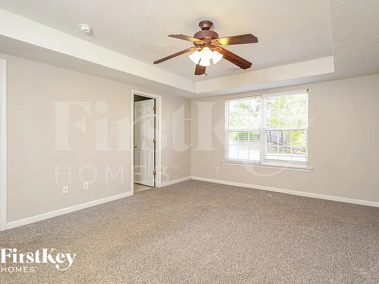 4145 Crestwood Cir — Photo 11