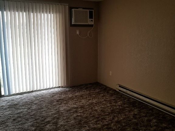 4th image of 523 W Crest Dr APT 3