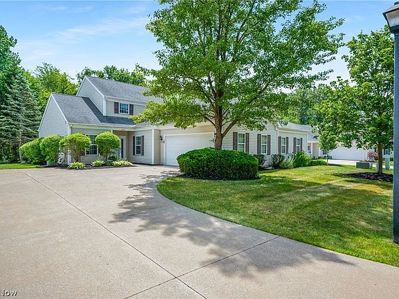 2nd image of 10631 Crossings Dr