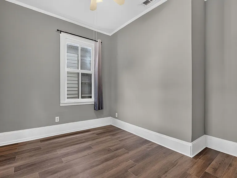 1419 Barnard St #B — Photo 14