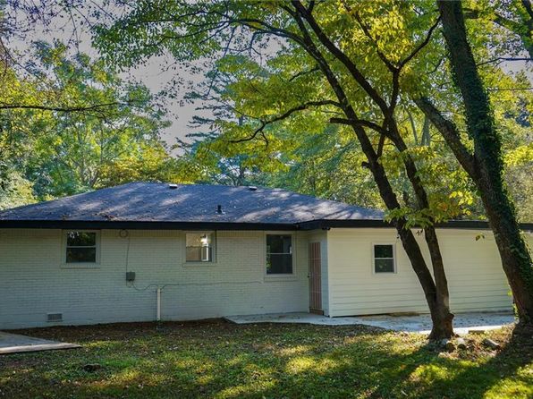 1807 W Austin Rd, Decatur, GA 30032