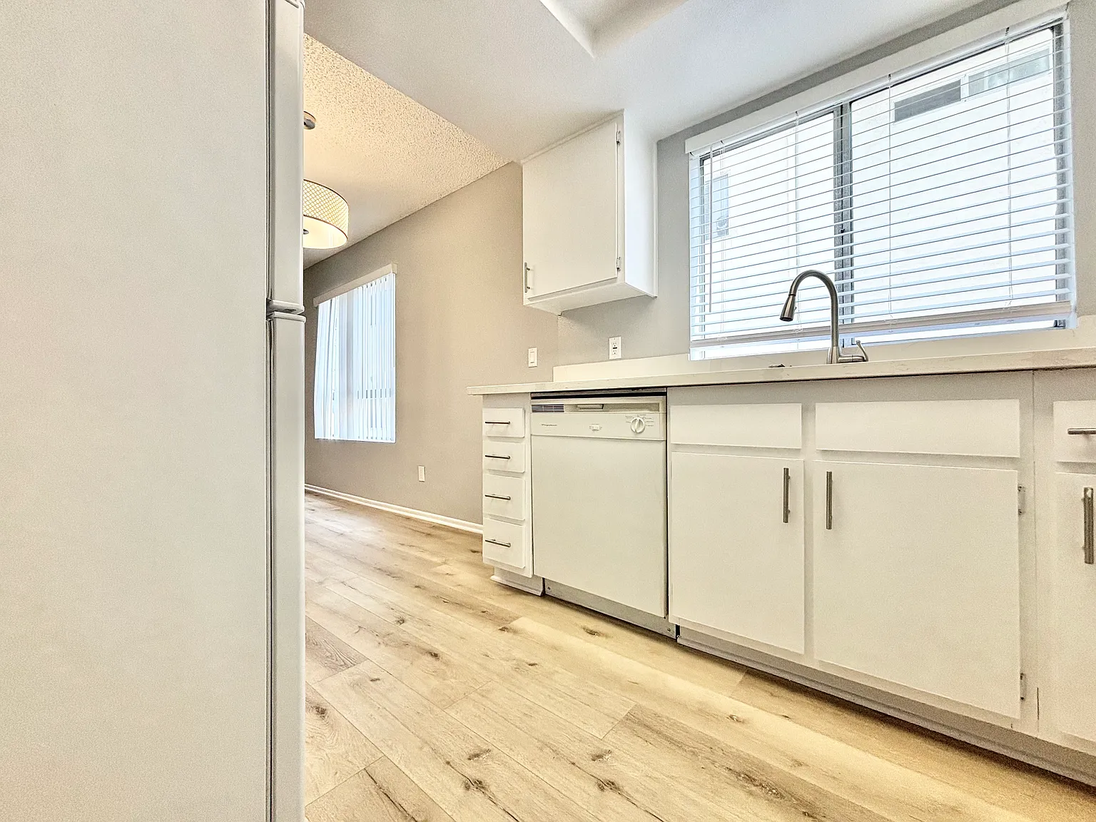 Studio, $1,865 — Photo 2