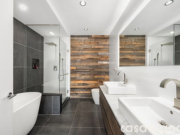 5th image of 1 Morton Sq APT 6EW