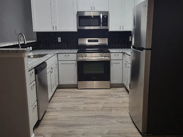 104-4725 Hahns Peak Dr — Photo 1