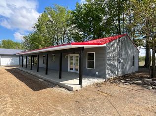 8217 Gilbert Rd, Pittsford, MI 49271