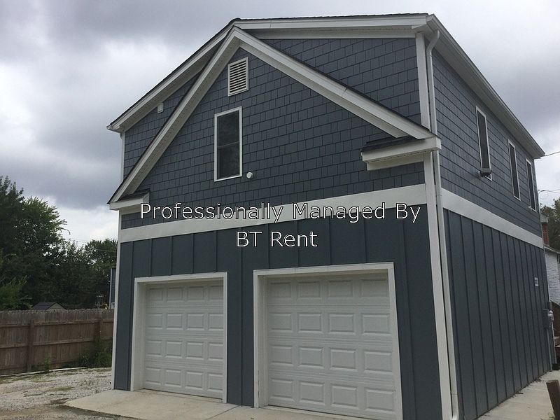 1st image of 202 W 15th St
