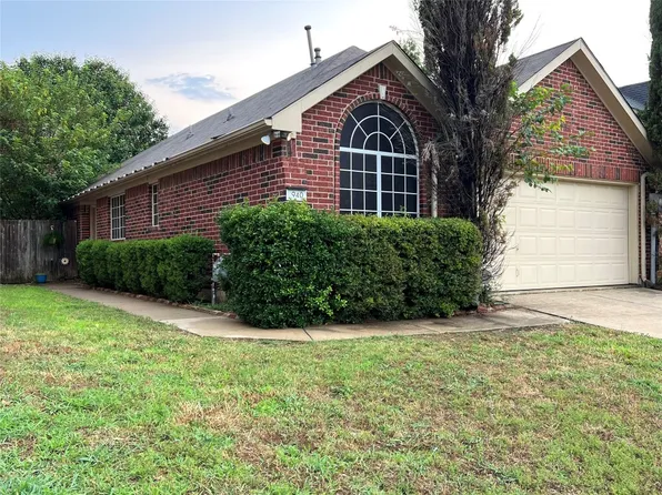940 Plantation Dr, Lewisville, TX 75067