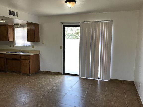 4th image of 172 N Shasta Ave APT 7