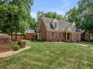 388 Plainview Rd, Lexington, KY 40517
