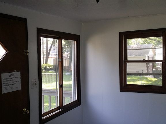 5th image of 1138 Bower St