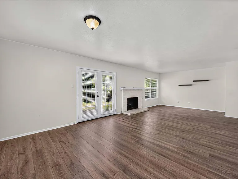 2107 N Red Cedar Cir — Photo 11