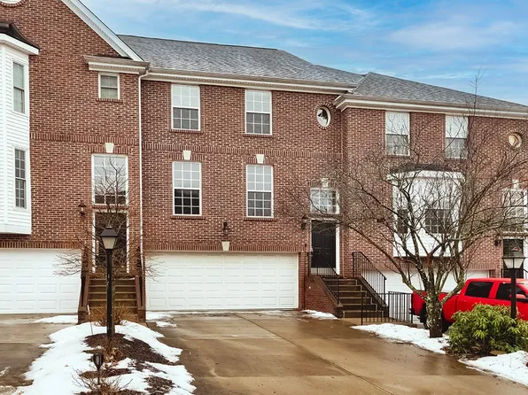 533 E Vanderbilt Dr, Mars, PA 16046