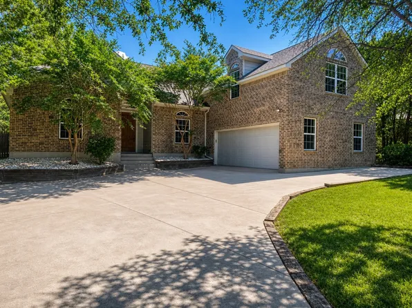 2914 San Gabriel Dr, Granbury, TX 76048