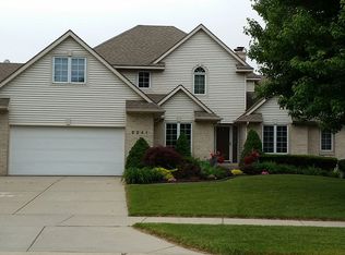 5241 Cottondale Dr SW, Wyoming, MI 49519