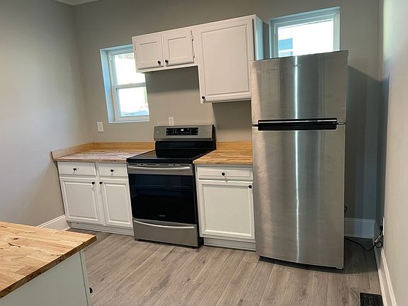 4th image of 202 E Columbia Ave #1