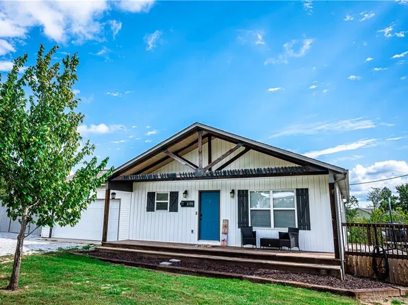 6734 Big Bear Dr, Harrison, AR 72601
