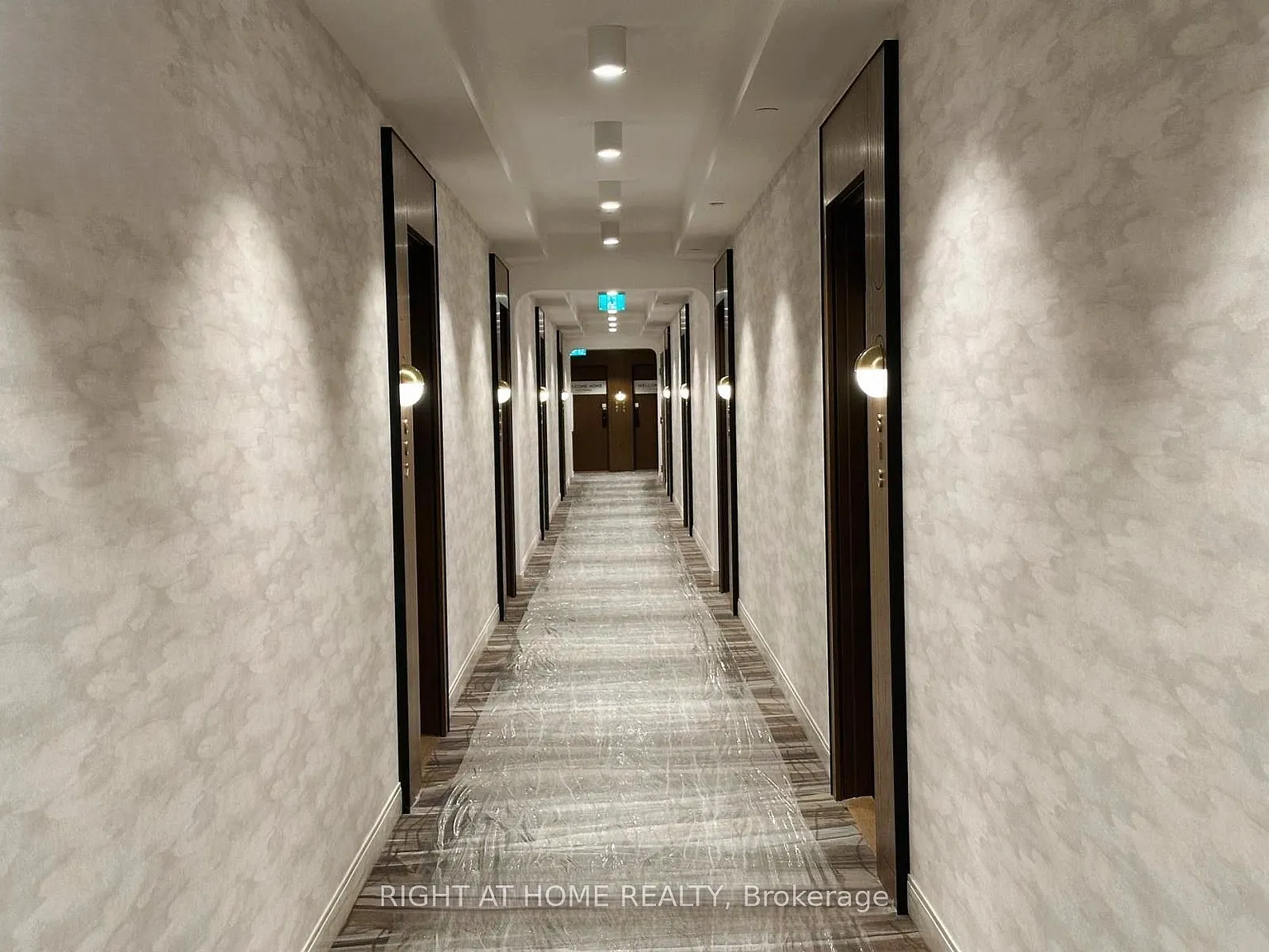 2 bed, $2,300 — Photo 4
