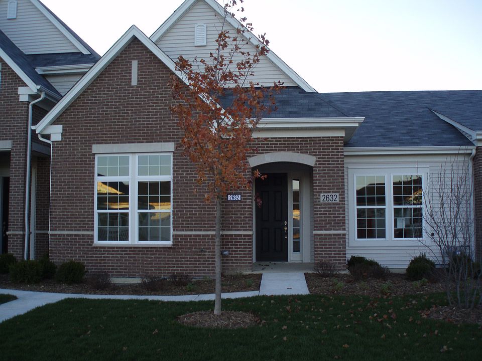 2632 Camberley Circle