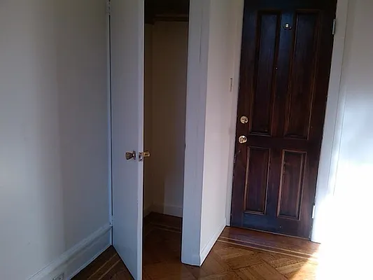 Rented by ZealEstate Group Inc | media 25