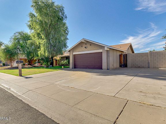2nd image of 10226 N 46th Ave
