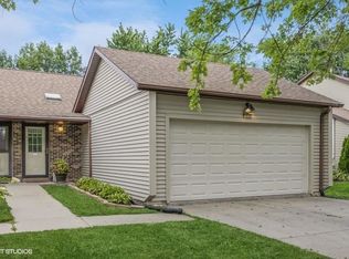 1935 S Ridge Dr, Coralville, IA 52241