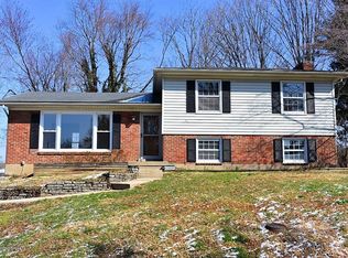 9503 Aylesbury Dr, Rolling Hills, KY 40242