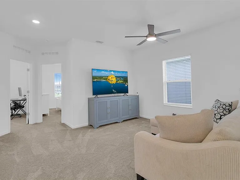 2845 Pierr St — Photo 22