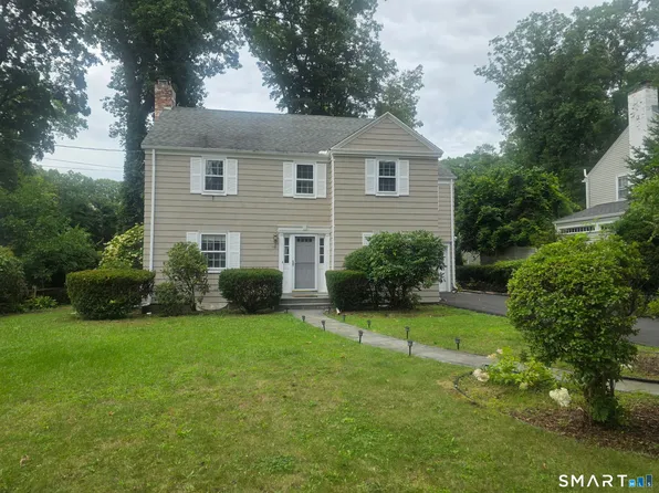 90 Knollwood Road, North Haven, CT 06473