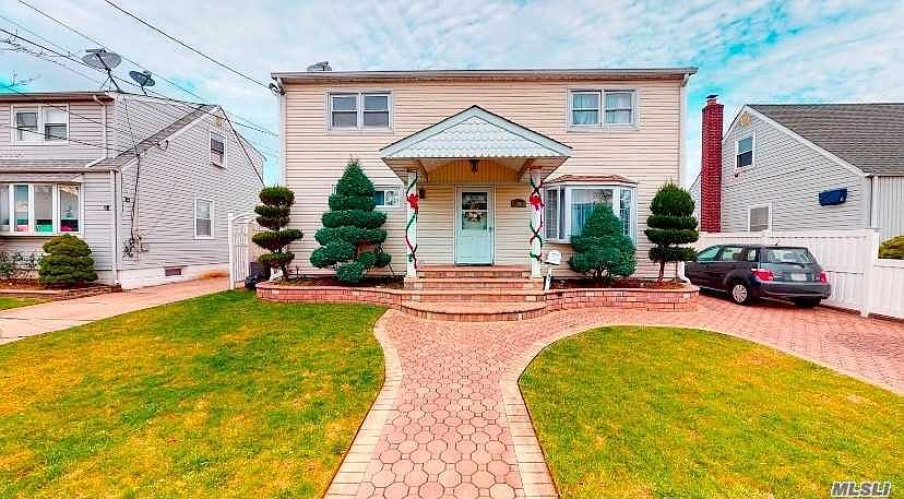 1st image of 49 Gilroy Ave